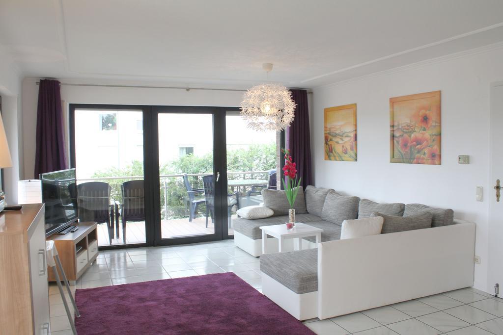 Ferienwohnung Seeblick Schalkenmehren Δωμάτιο φωτογραφία