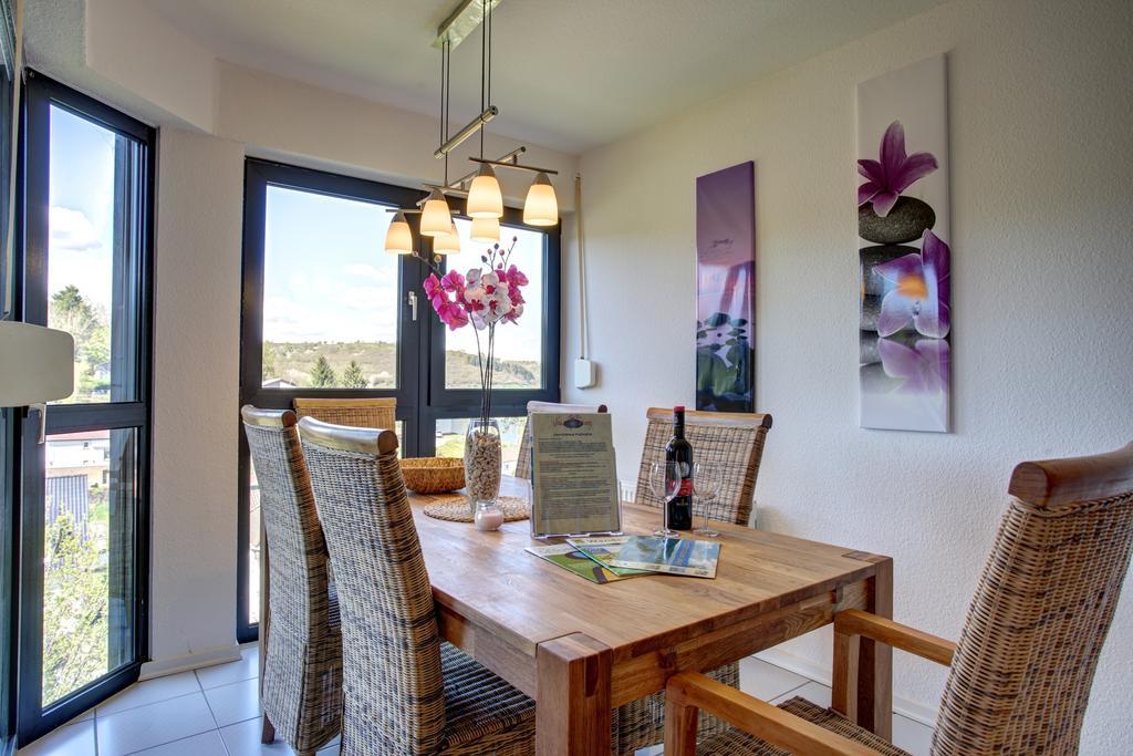 Ferienwohnung Seeblick Schalkenmehren Δωμάτιο φωτογραφία